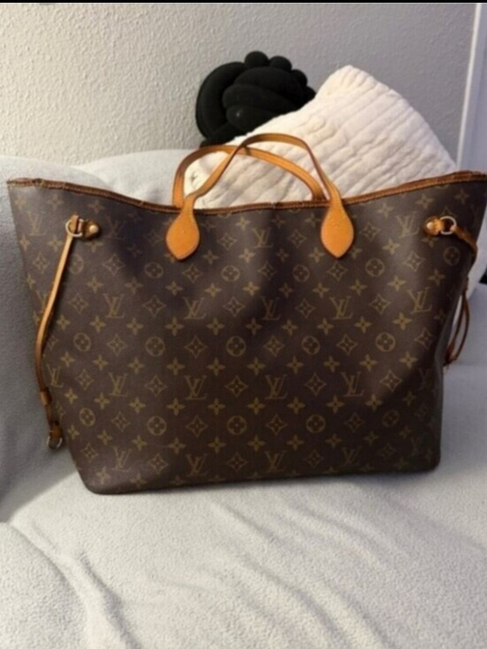 Authentic Louis Vuitton Monogram Neverfull GM Tote in Brown and Tan Vachetta